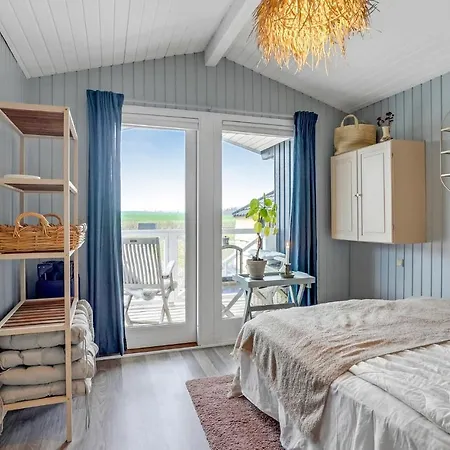 Feriehus Stunning In With Wifi And 3 Bedrooms 2 *